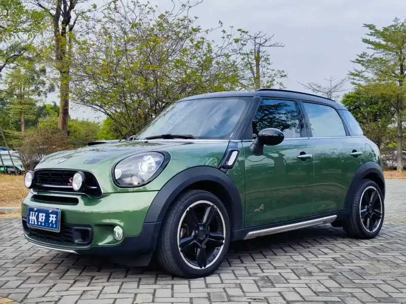 MINI Countryman, 2015