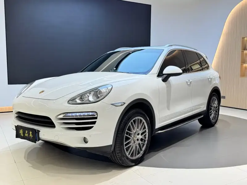 Porsche Cayenne, 2012