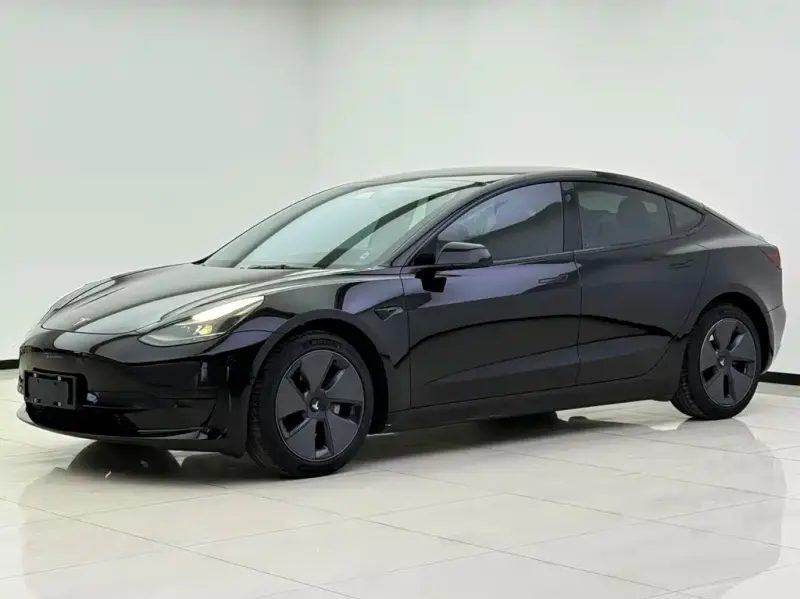 Tesla Model 3, 2021