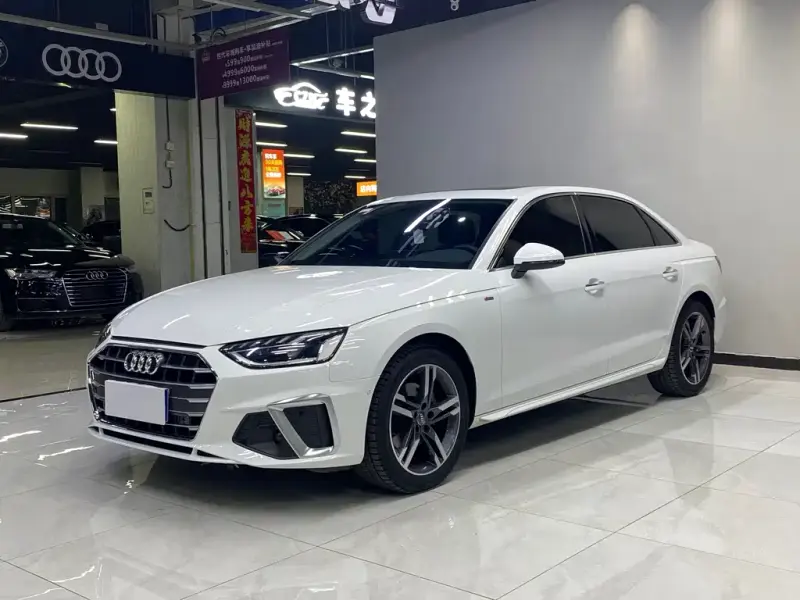 Audi A4L, 2021