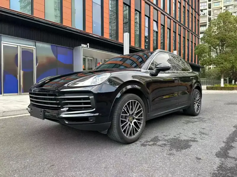 Porsche Cayenne, 2022