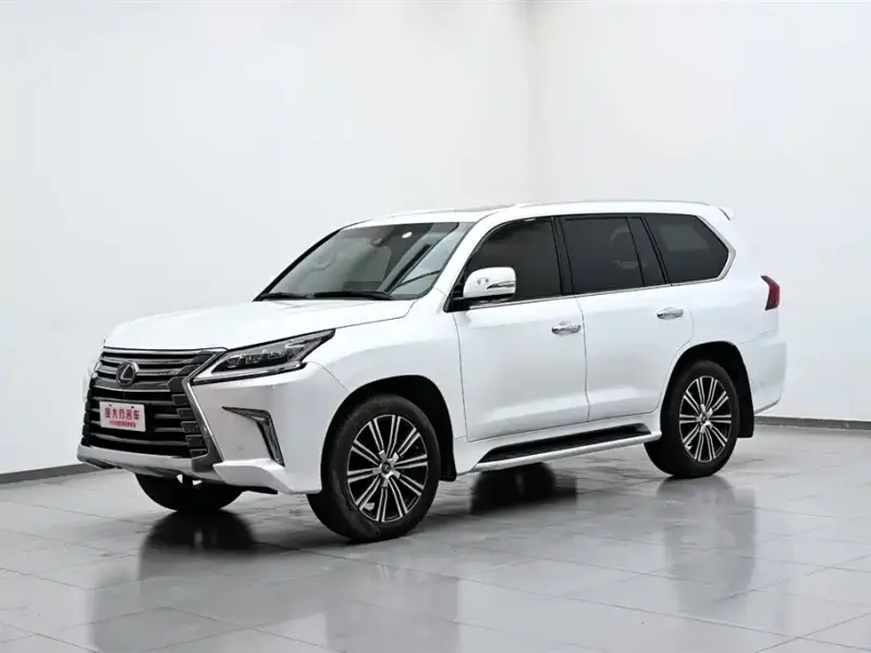 Lexus LX, 2022
