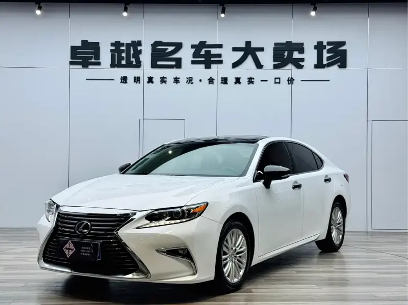 Lexus ES, 2017