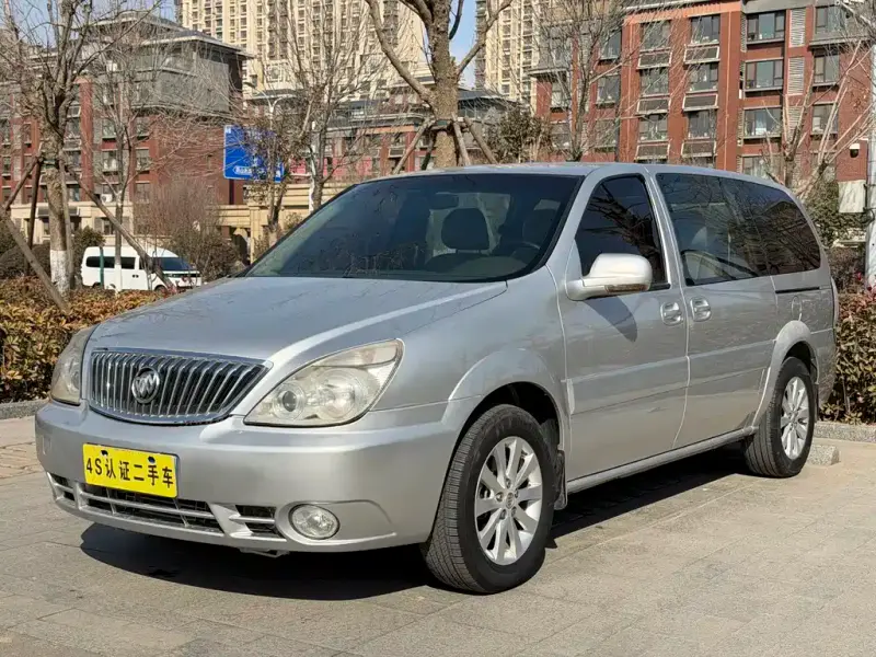 Buick GL8, 2016