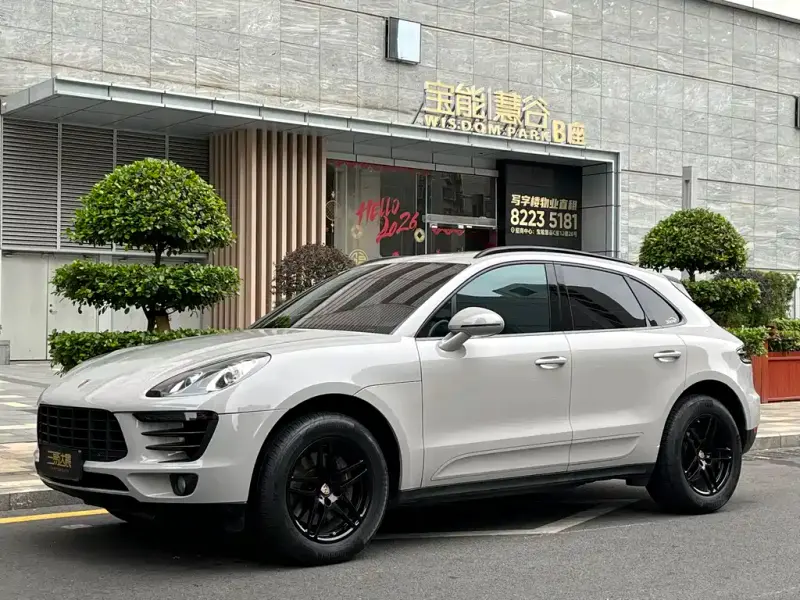 Porsche Macan, 2018