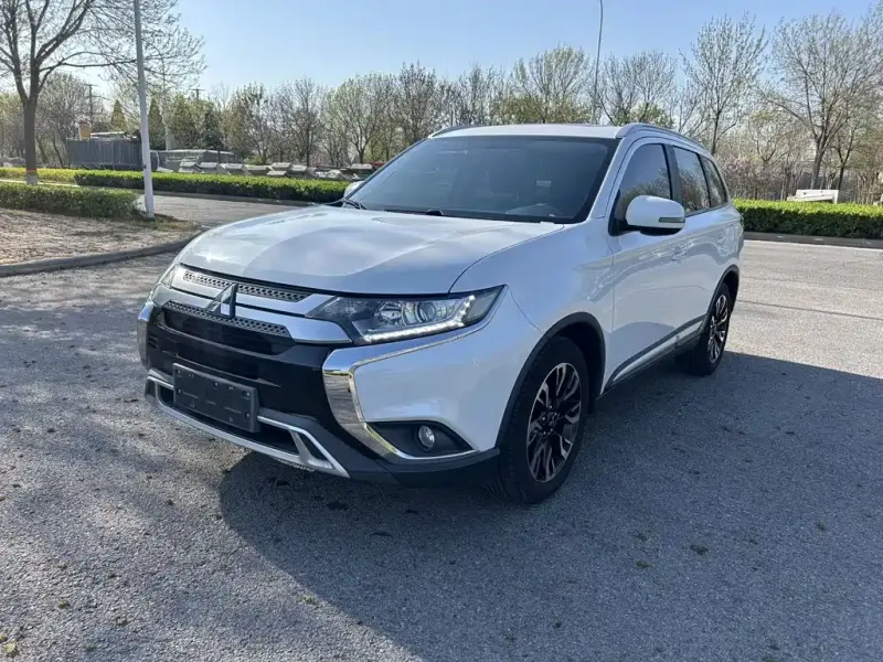 Mitsubishi Outlander, 2019