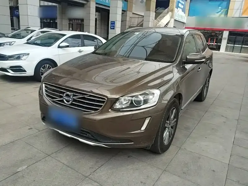 Volvo XC60, 2015