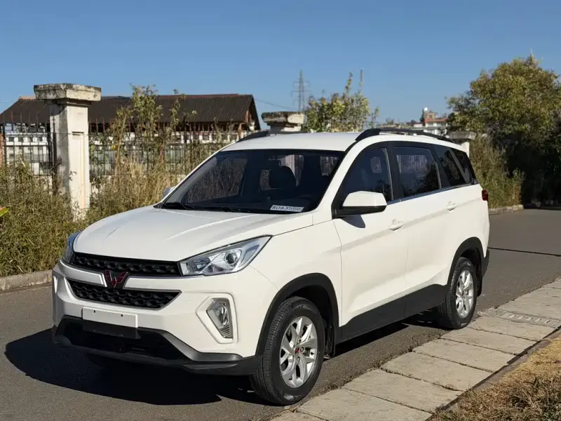 Wuling Hongguang S3, 2022