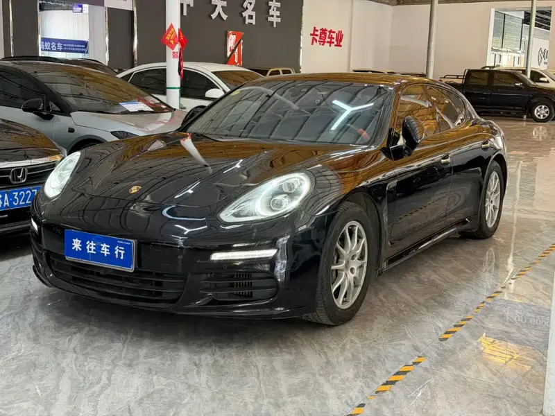 Porsche Panamera, 2016