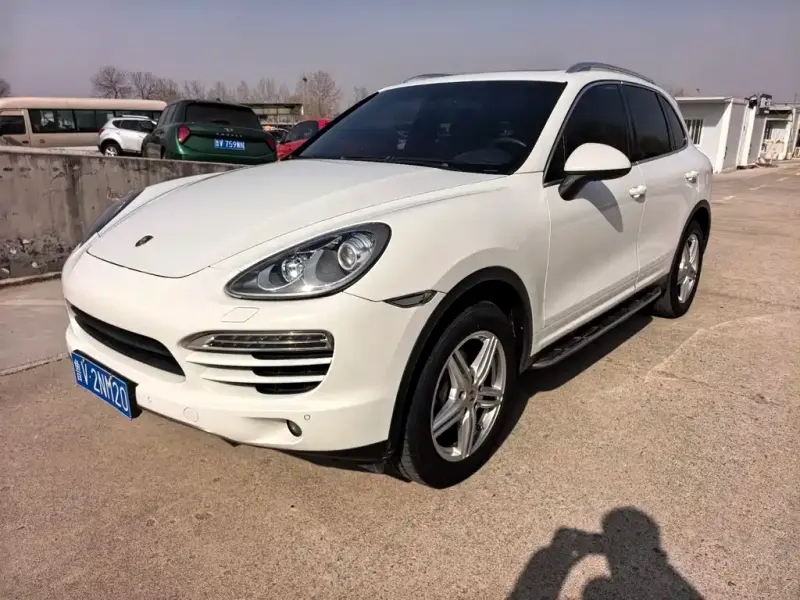 Porsche Cayenne, 2013