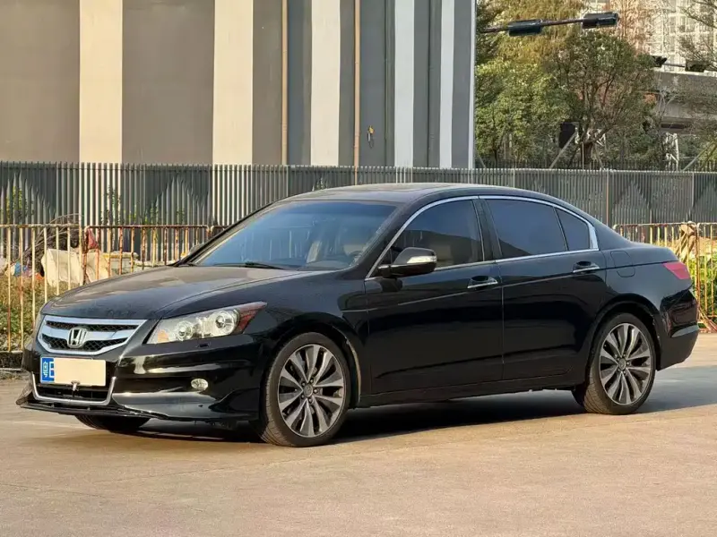 Honda Accord, 2010