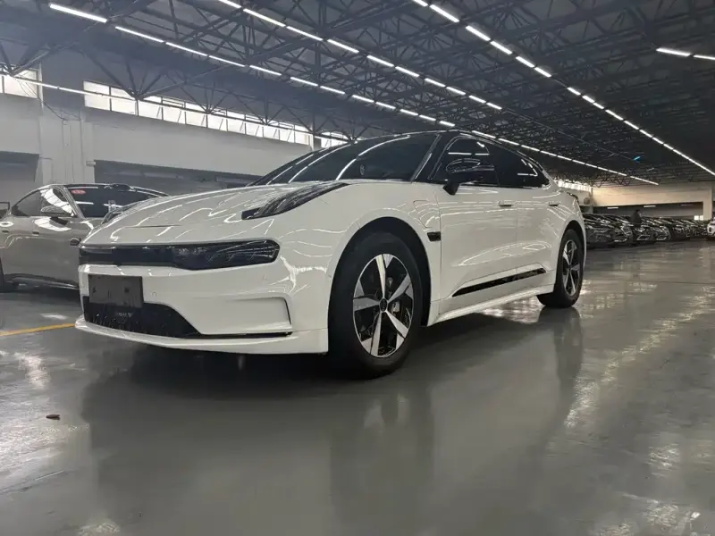 Zeekr 001, 2024