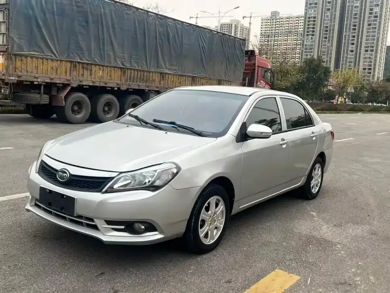 BYD F3, 2015
