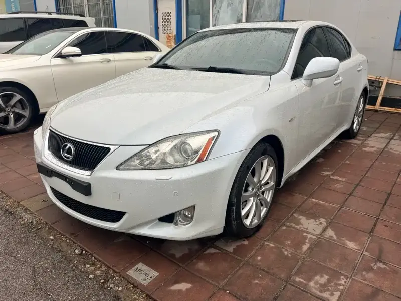 Lexus IS, 2008