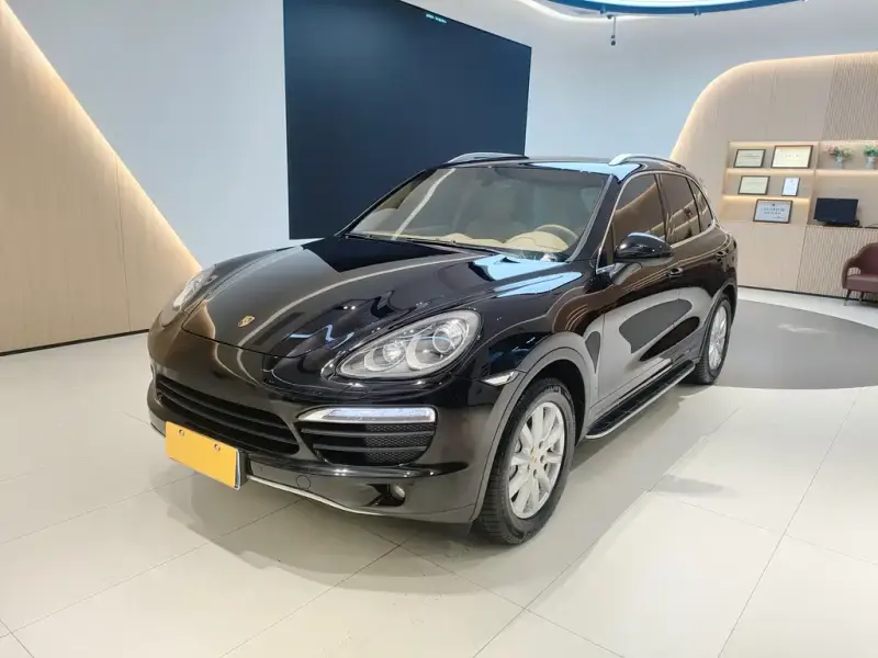 Porsche Cayenne, 2013