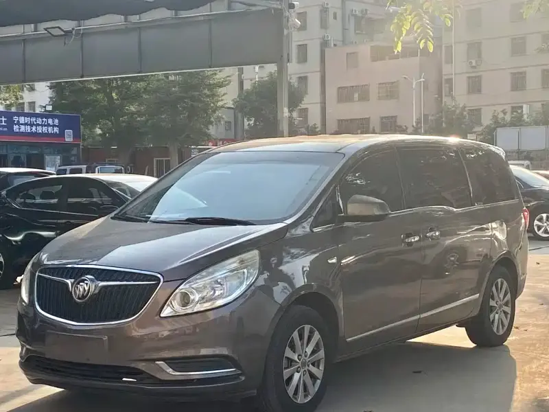 Buick GL8, 2018