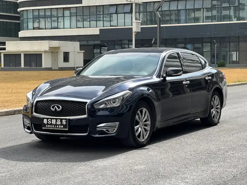 Infiniti Q70, 2018