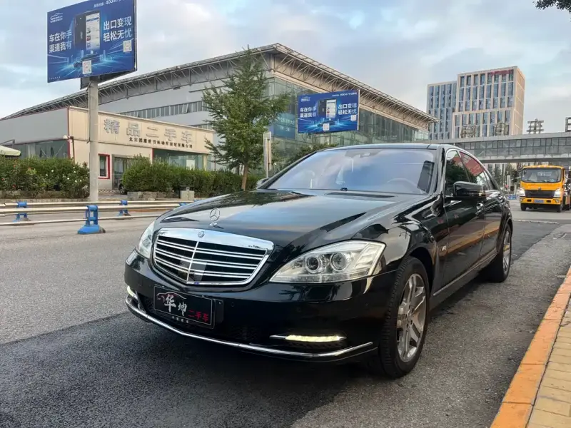 Mercedes-Benz S-Class, 2011