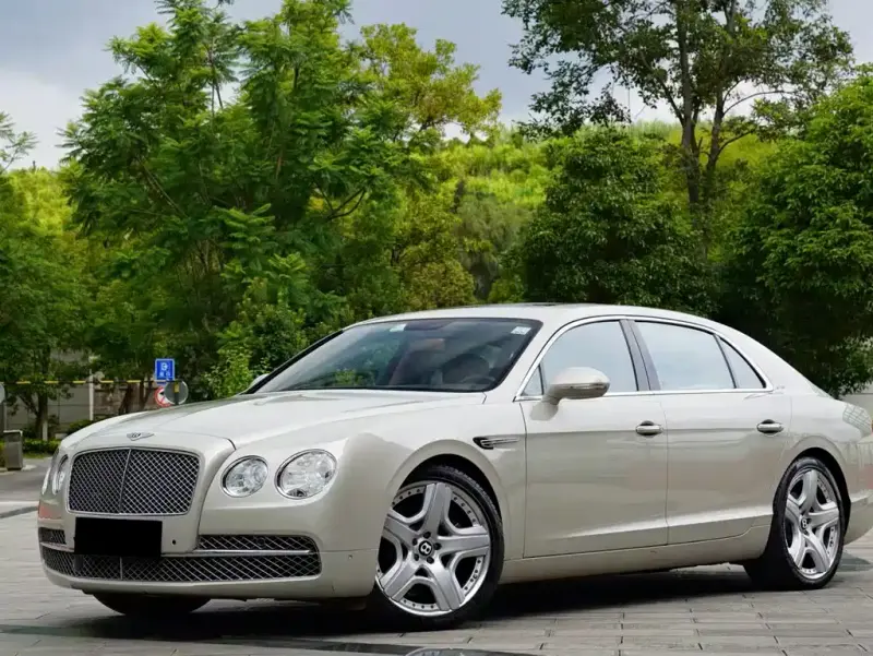 Bentley Flying Spur, 2014