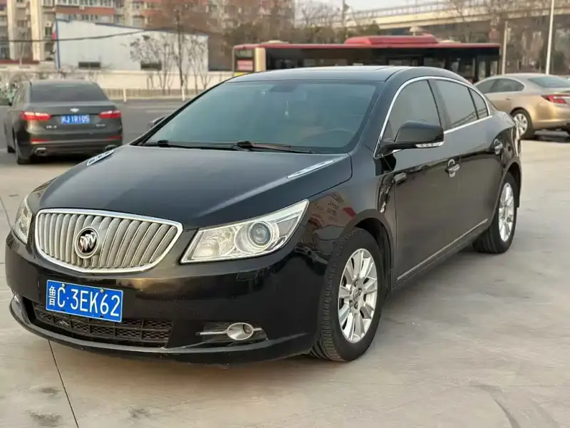 Buick LaCrosse, 2013
