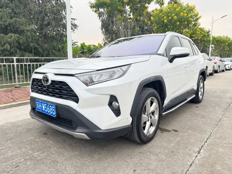 Toyota RAV4, 2021
