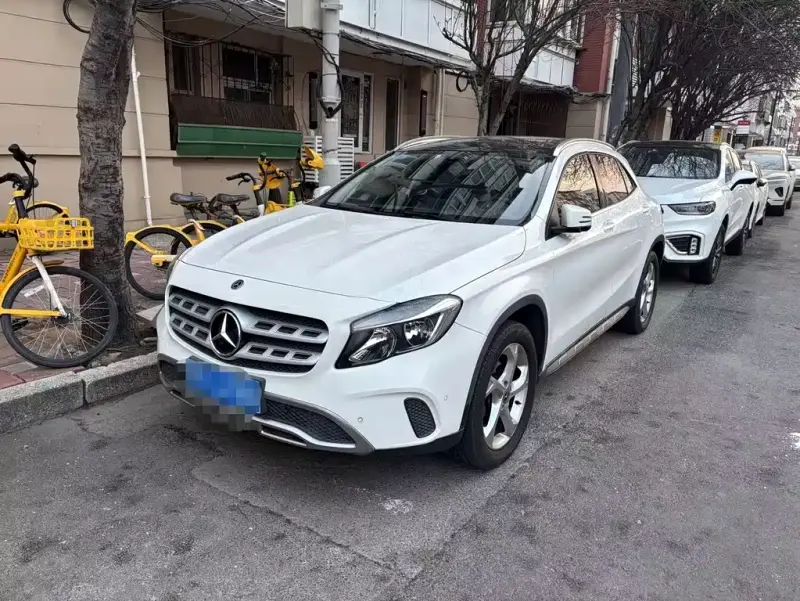Mercedes-Benz GLA, 2017