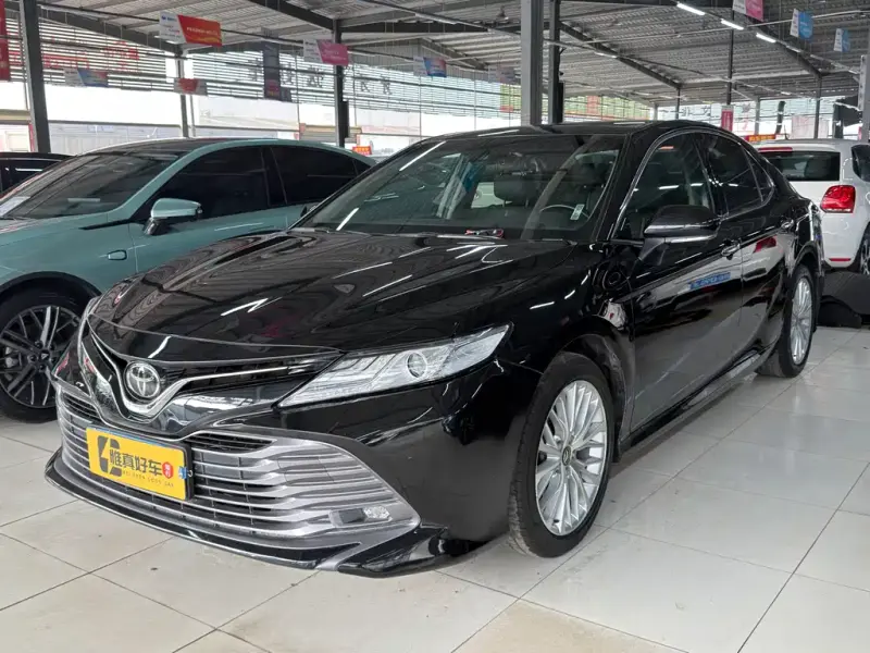 Toyota Camry, 2019