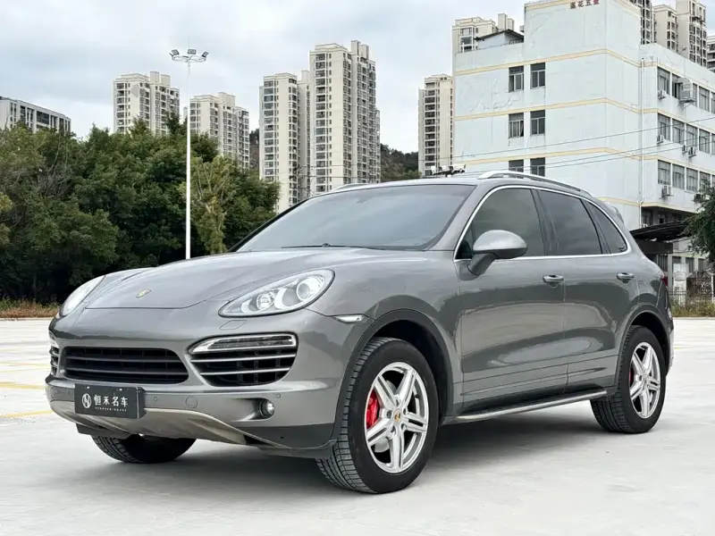 Porsche Cayenne, 2013