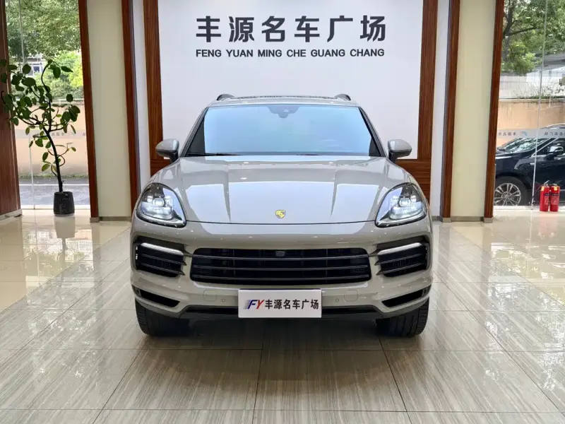 Porsche Cayenne, 2023