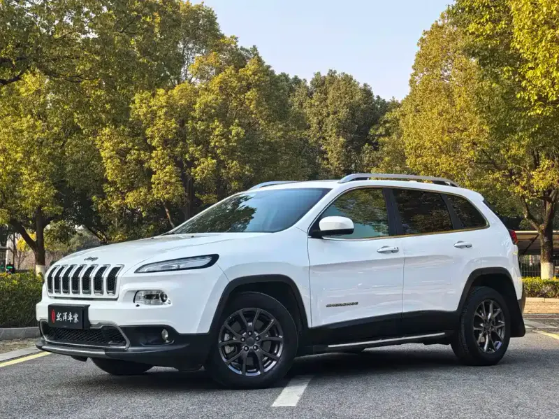 Jeep Cherokee, 2021