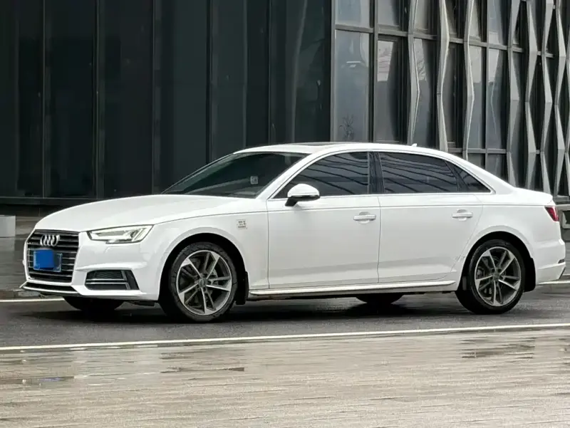 Audi A4L, 2019