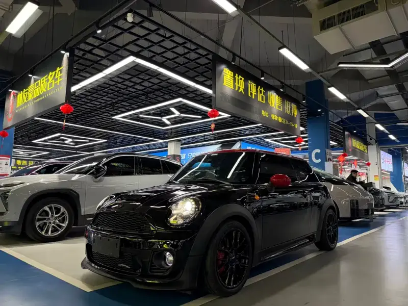 MINI JCW, 2015