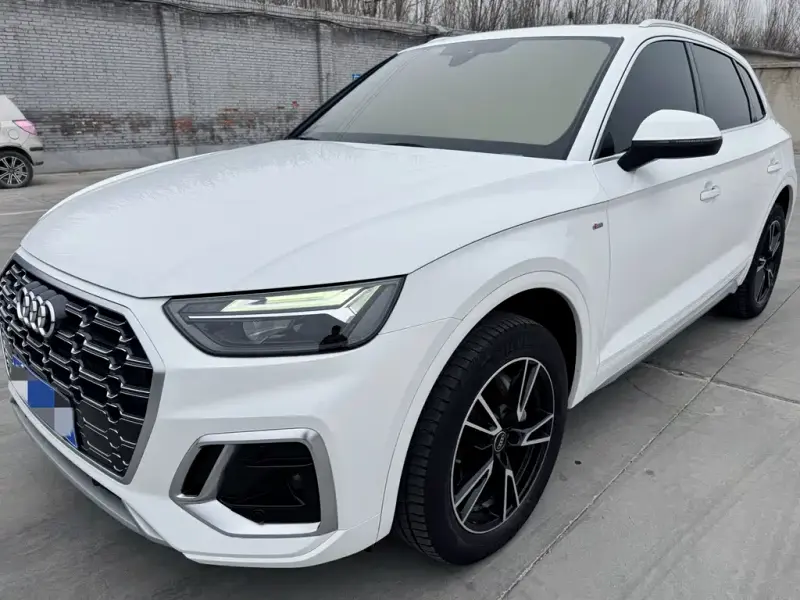 Audi Q5L, 2021