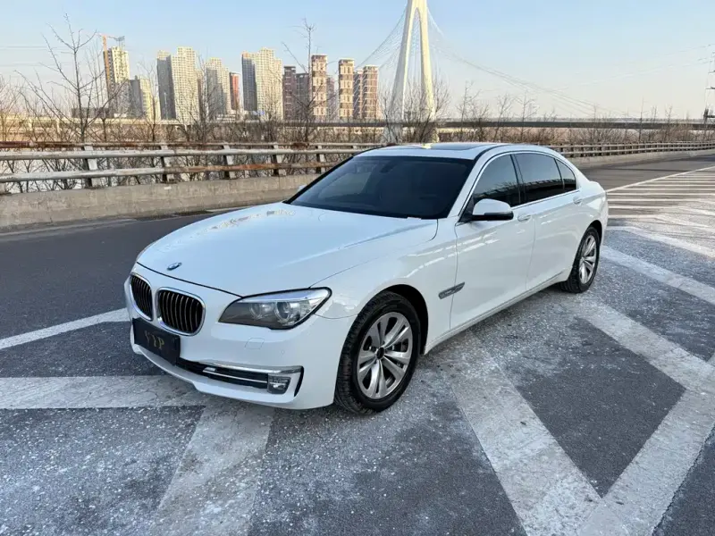 BMW 7 Series, 2013