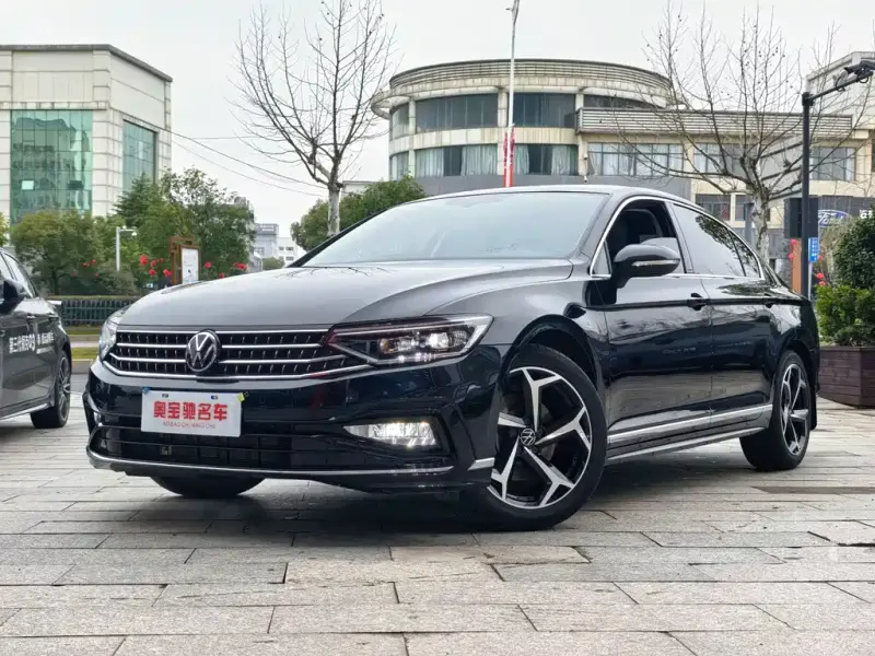 Volkswagen Magotan, 2025