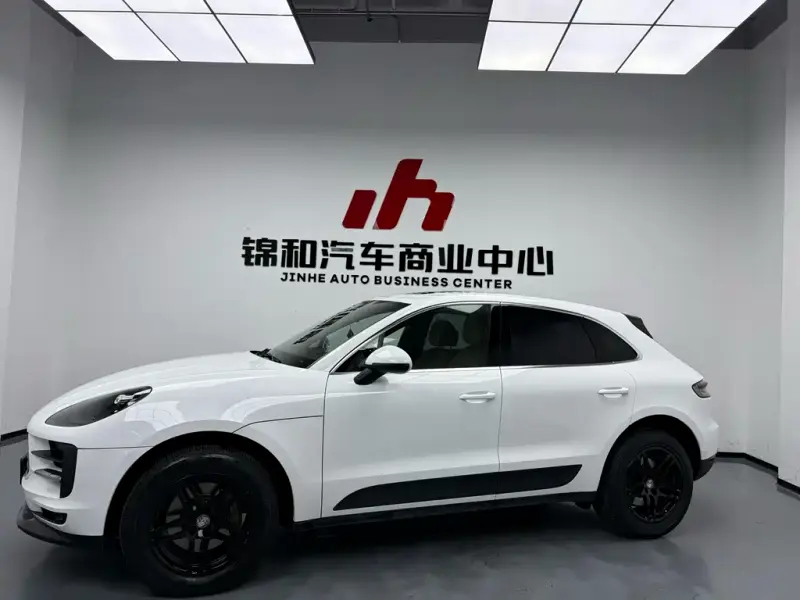 Porsche Macan, 2019