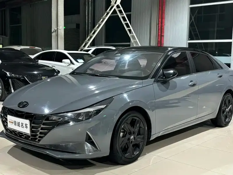 Hyundai Elantra, 2021