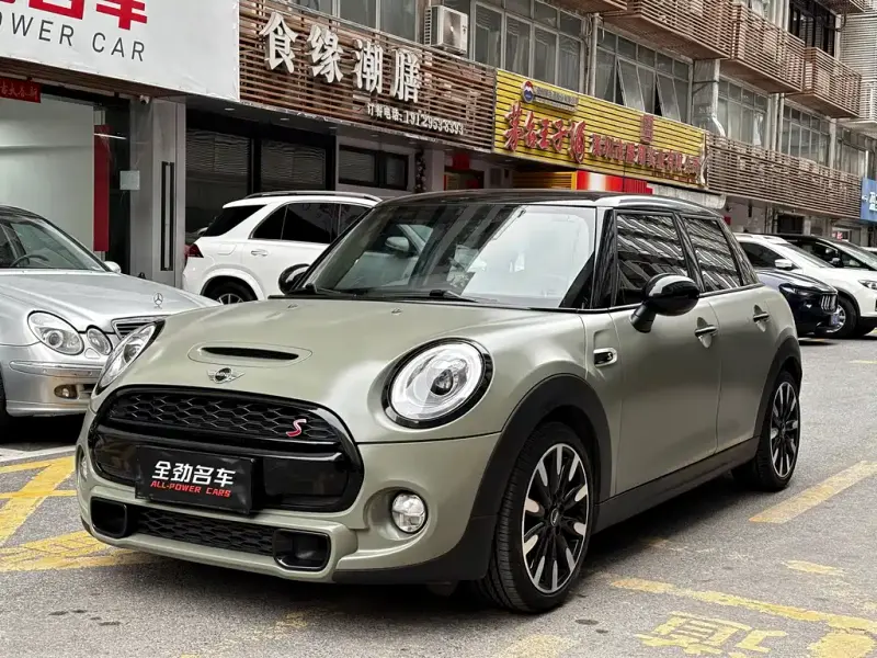 MINI Mini, 2018