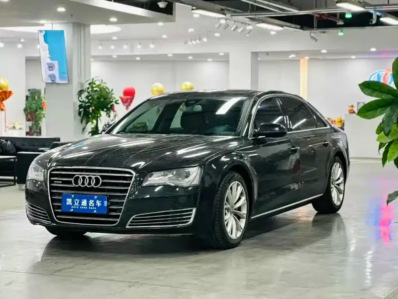 Audi A8, 2014