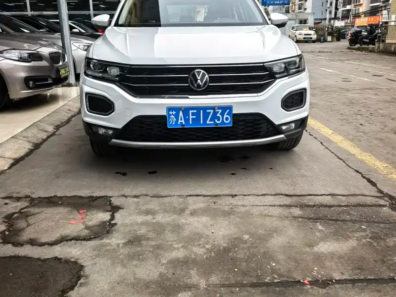 Volkswagen T-Roc, 2023