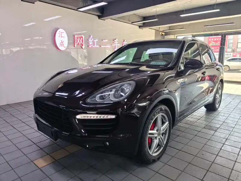 Porsche Cayenne, 2014