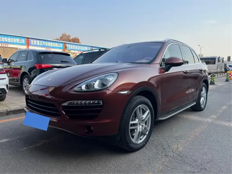 Porsche Cayenne, 2012