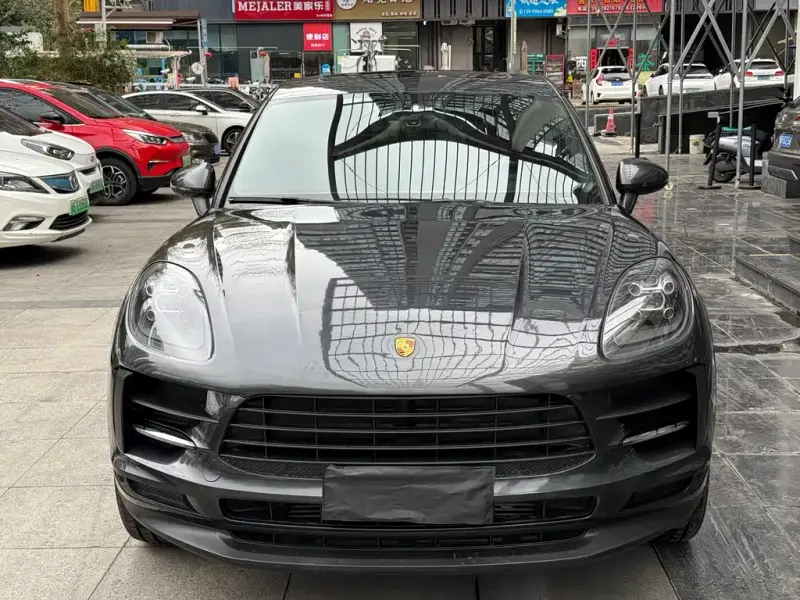 Porsche Macan, 2020
