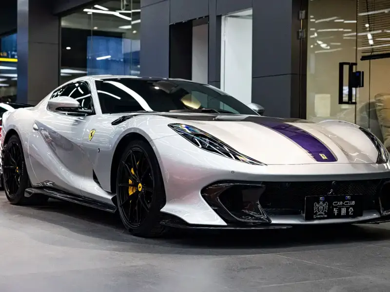Ferrari 812, 2024