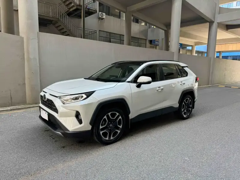 Toyota RAV4, 2020