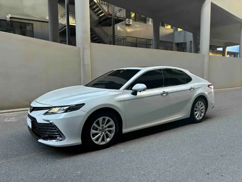Toyota Camry, 2023