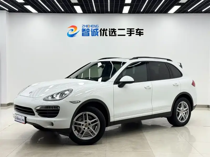 Porsche Cayenne, 2015