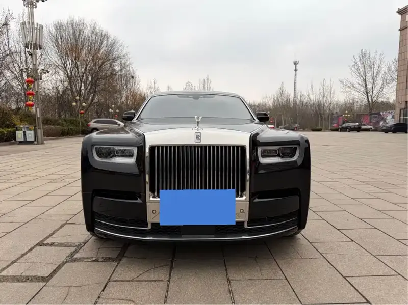Rolls-Royce Phantom, 2021