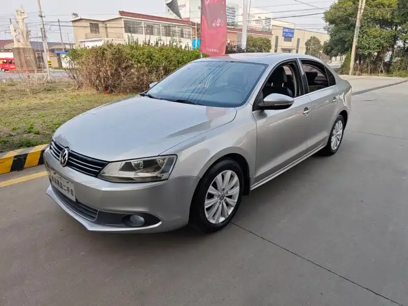 Volkswagen Sagitar, 2014