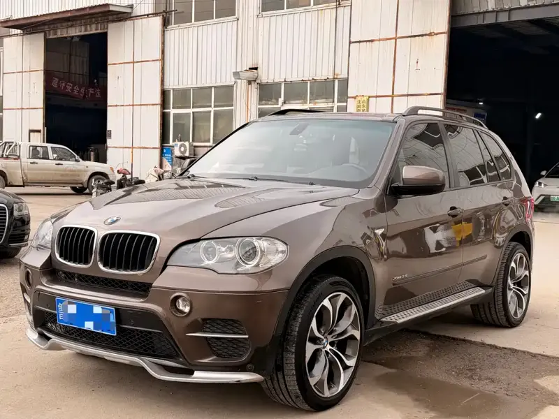 BMW X5 (Import), 2012
